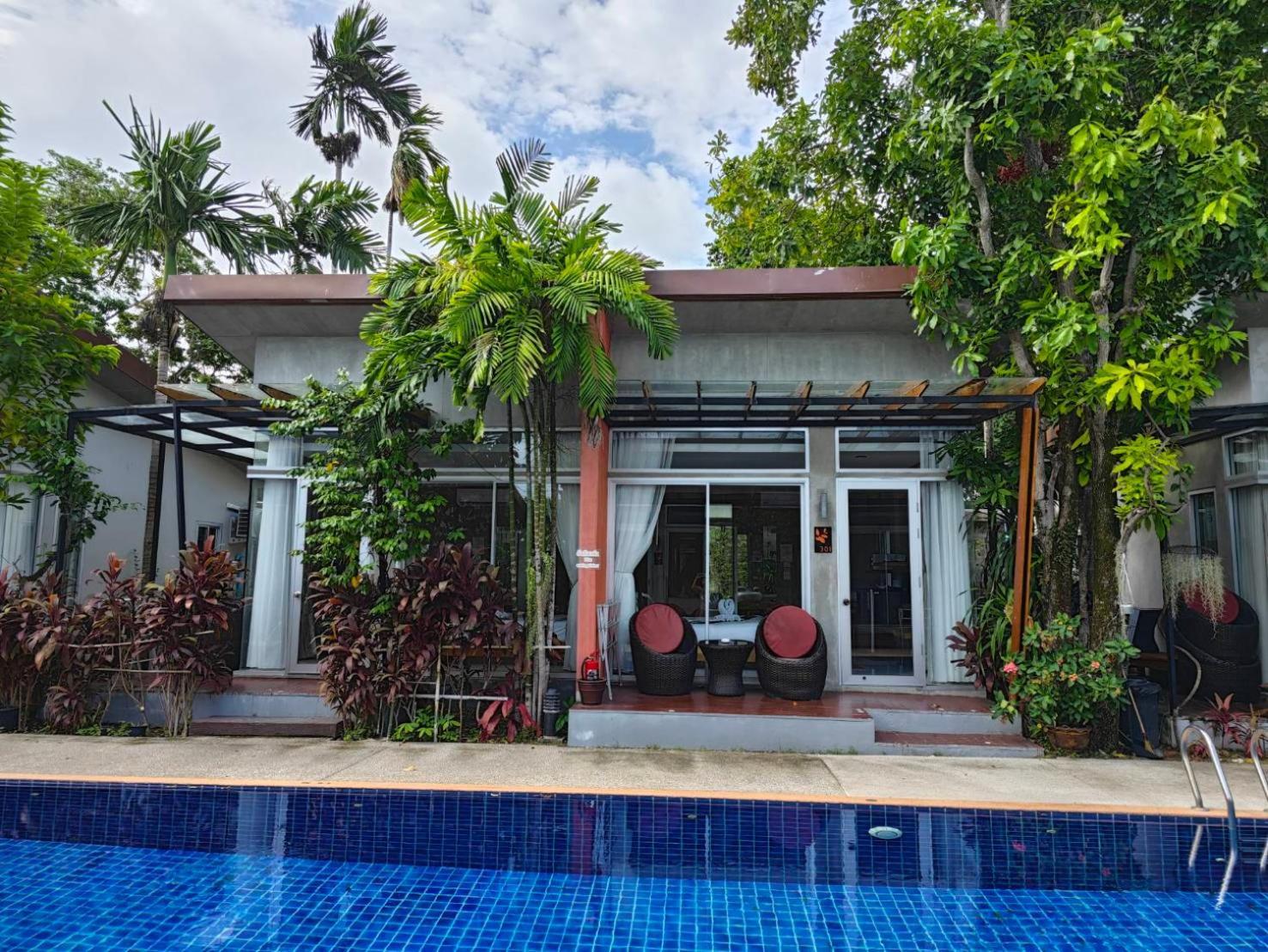 ภู นานา บูทีค โฮเต็ล  Hotel Rawai ภายนอก รูปภาพ