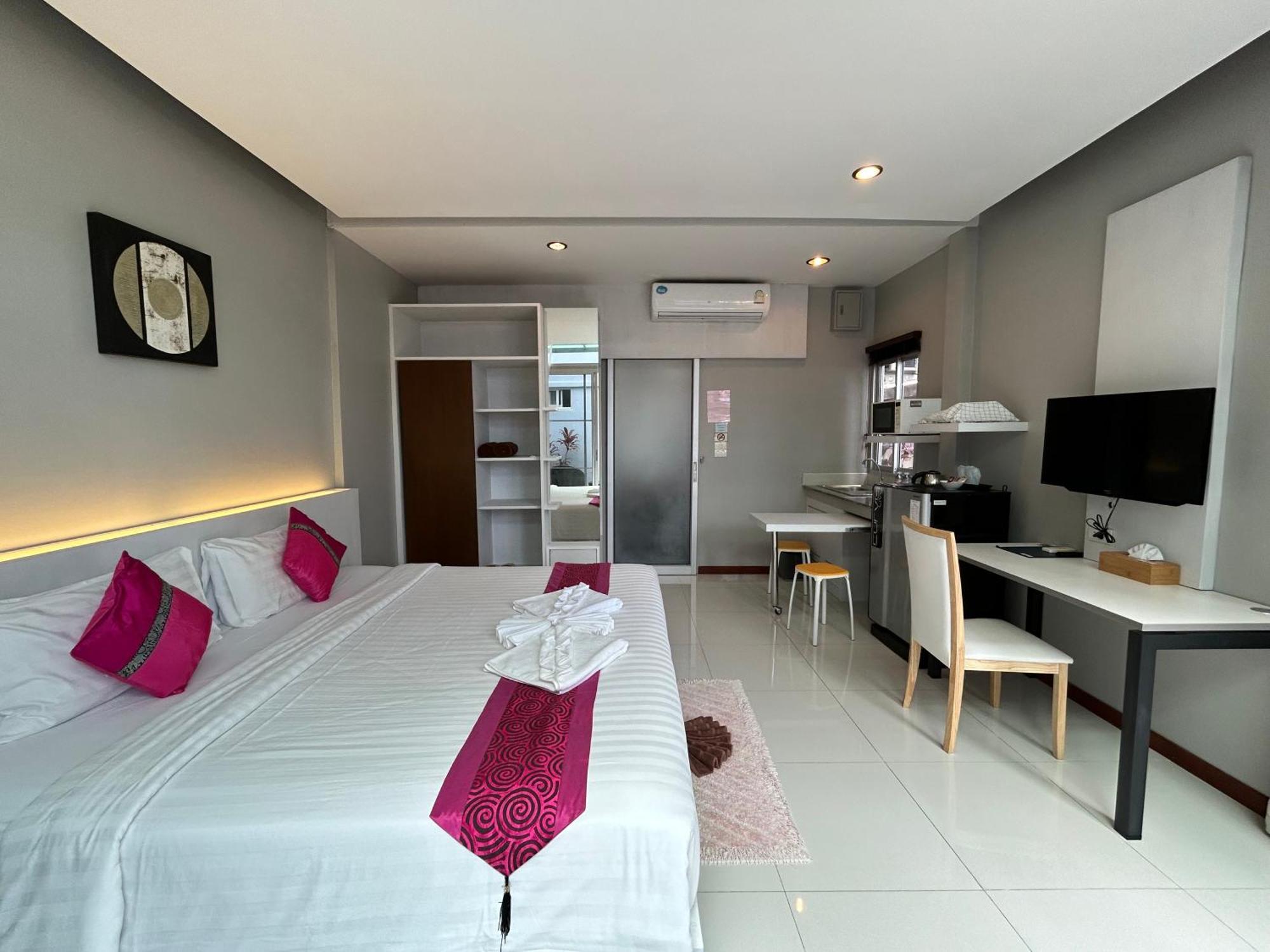 ภู นานา บูทีค โฮเต็ล  Hotel Rawai ภายนอก รูปภาพ