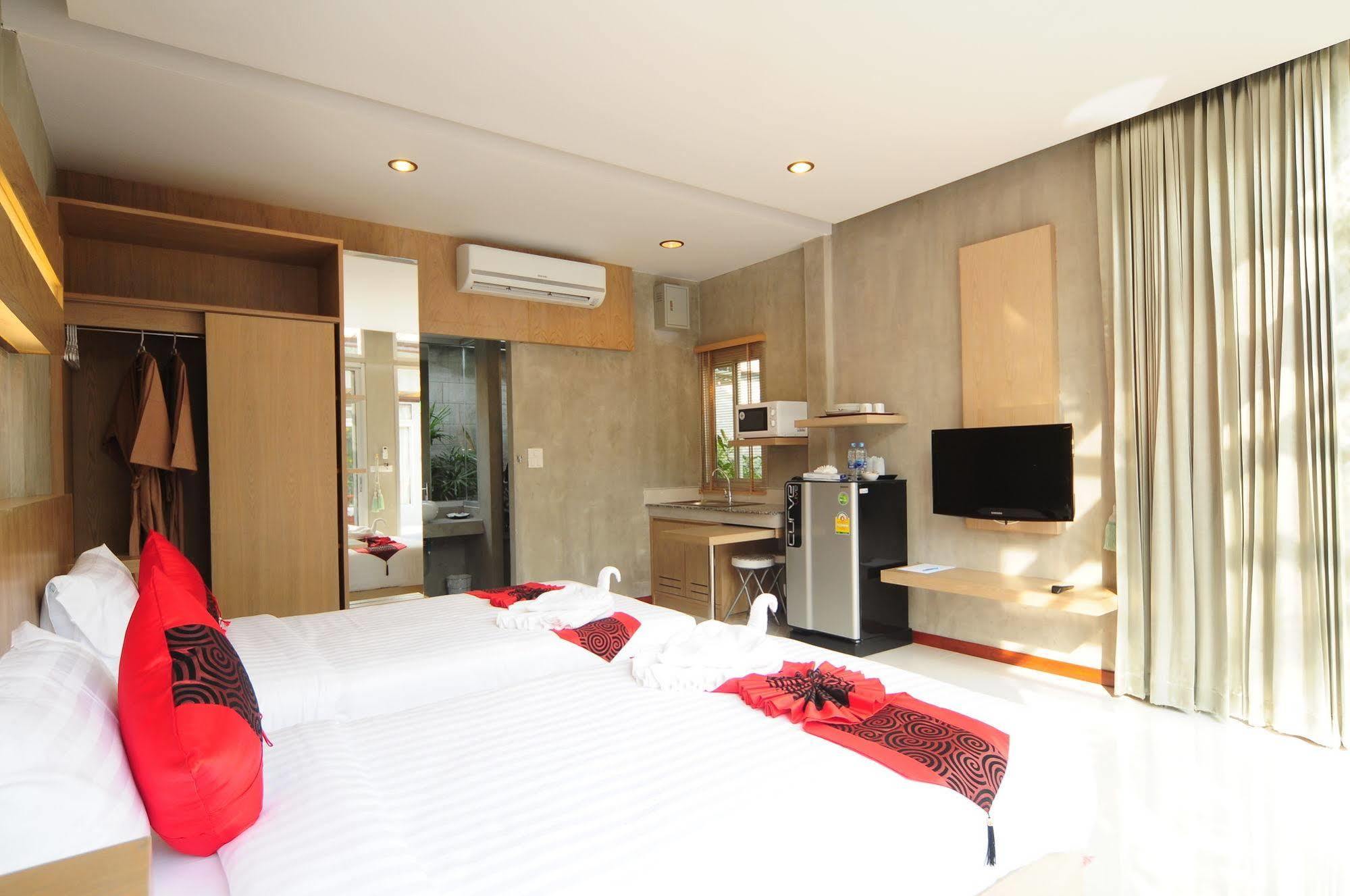 ภู นานา บูทีค โฮเต็ล  Hotel Rawai ภายนอก รูปภาพ