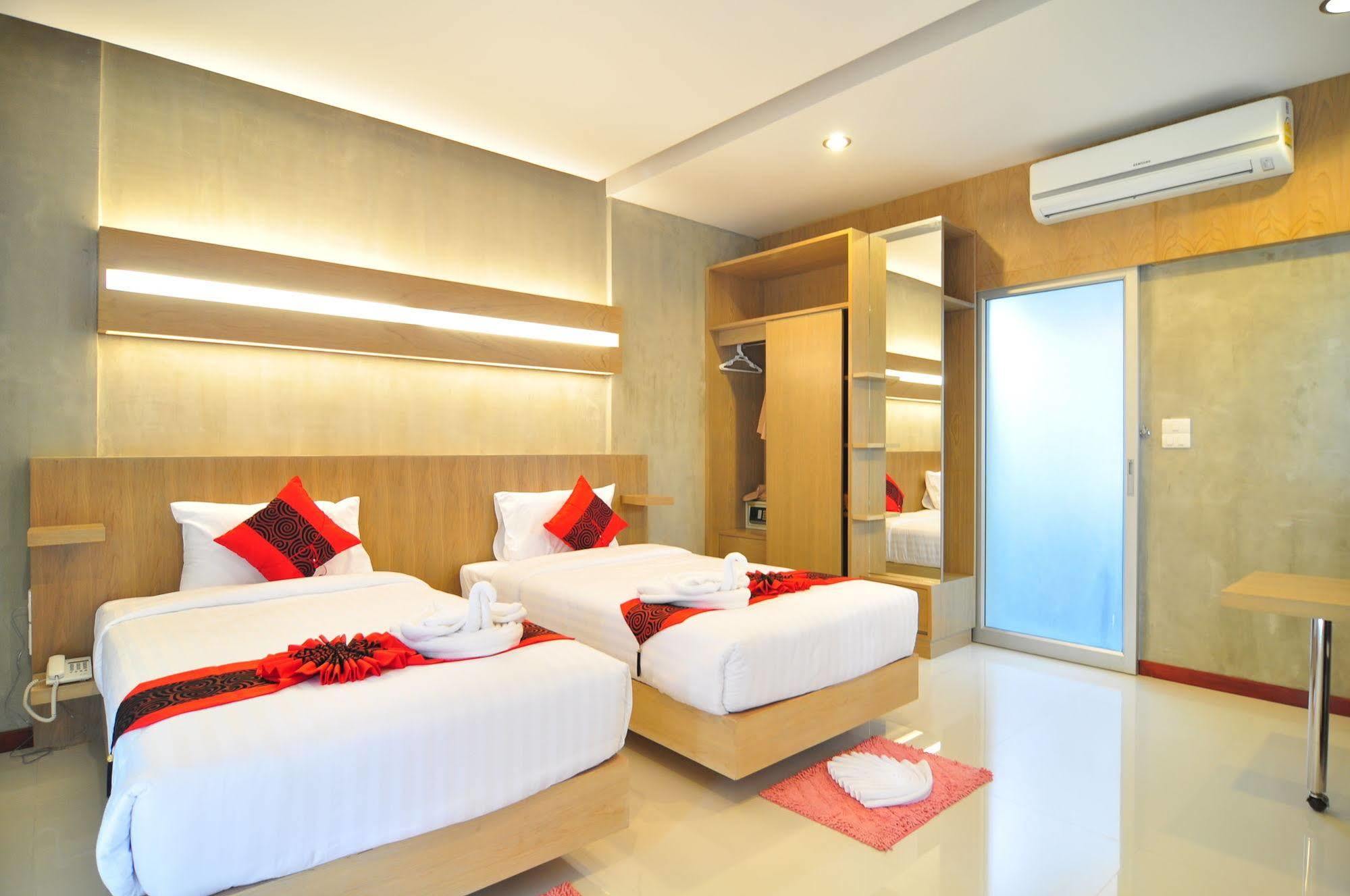 ภู นานา บูทีค โฮเต็ล  Hotel Rawai ภายนอก รูปภาพ