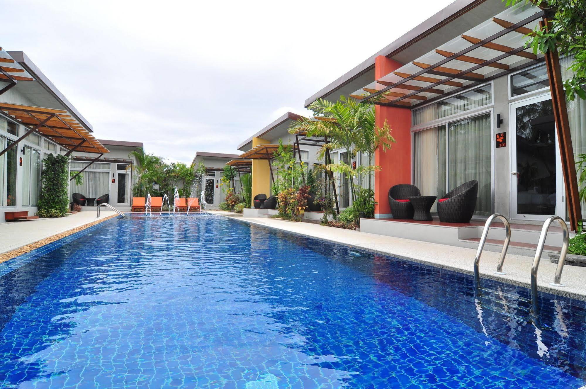 ภู นานา บูทีค โฮเต็ล  Hotel Rawai ภายนอก รูปภาพ